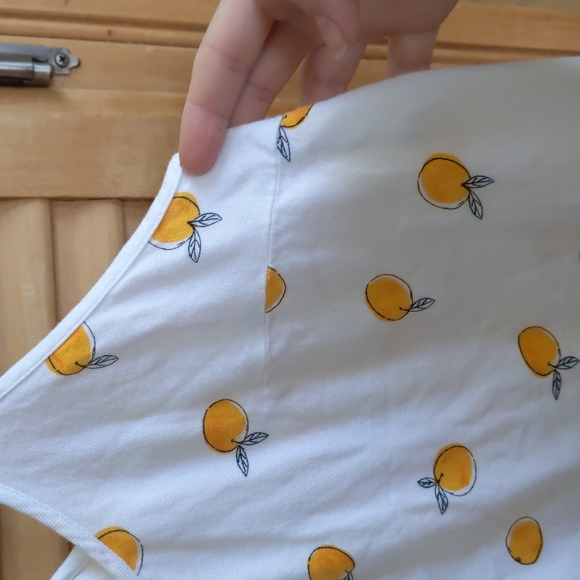 XS A New Day White Oranges print cami - Picture 6 of 7